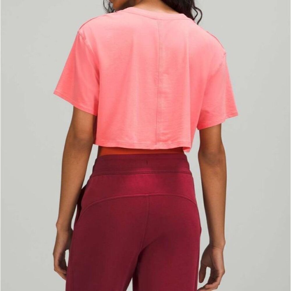 Lululemon All Yours Cropped T-Shirt, Raspberry Cream, Next-to-New, Size 8 - Picture 2 of 7